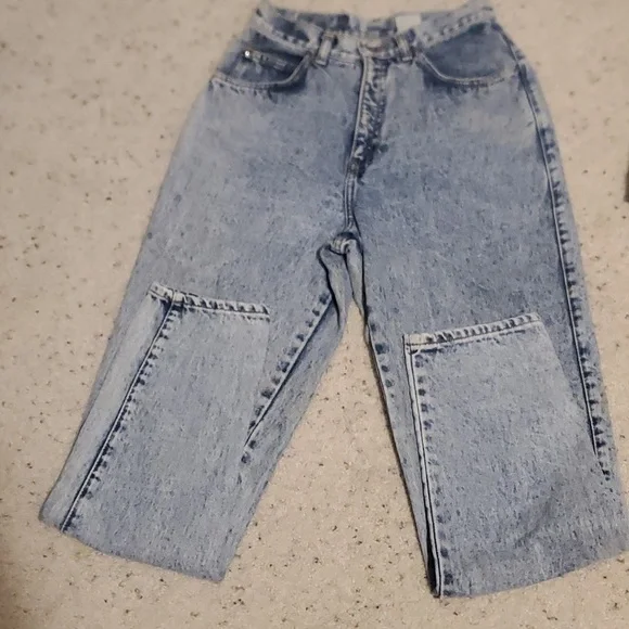 Preloved Levi's s 900 Silver Tab - Picture 2 of 6